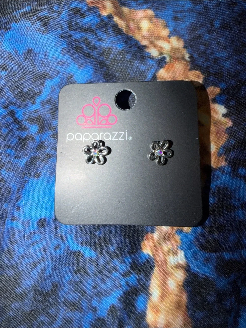 paparazzi Silver Floral Stud Earrings with Iridescent Center
